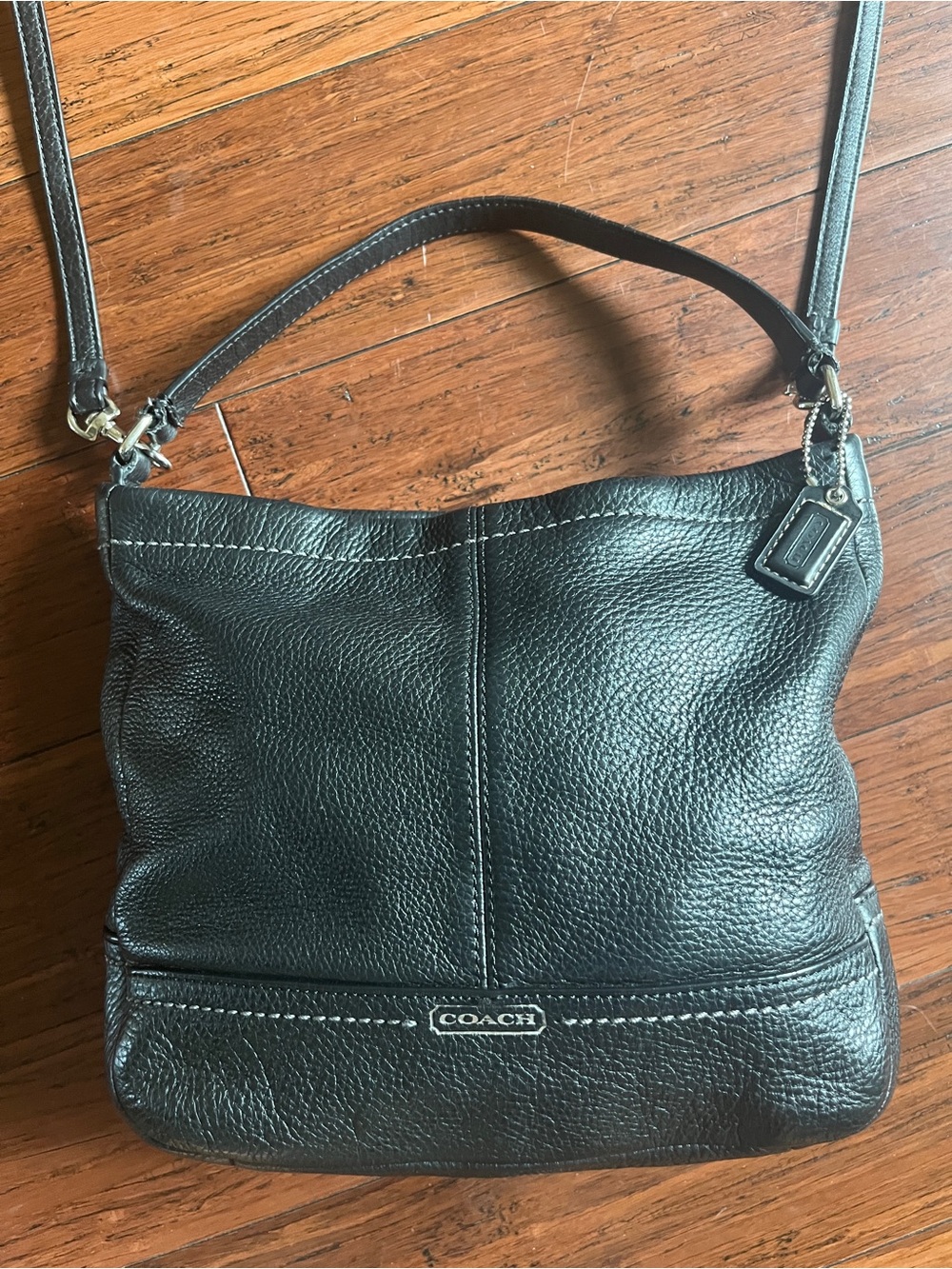 Coach Park Pebbled Leather Black Handbag Hobo Emerald Green Lining